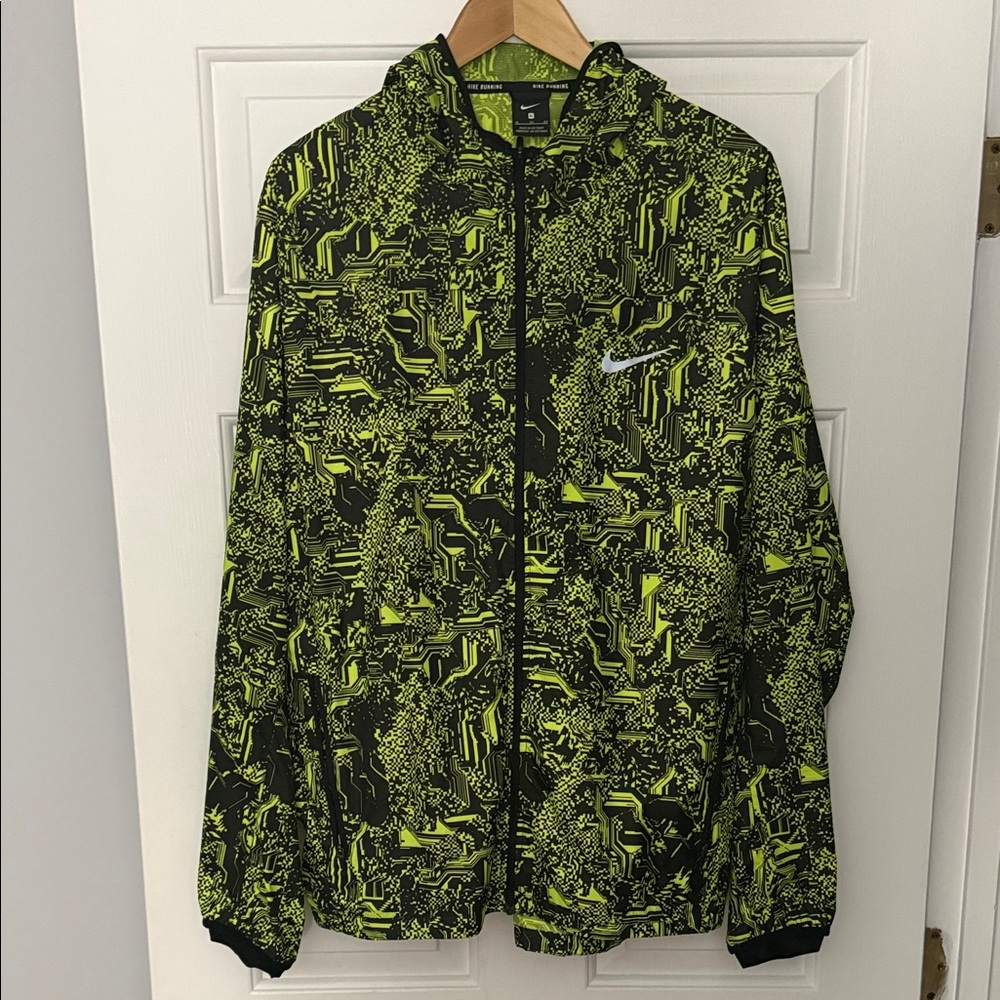 Nike Black and Neon Yellow Graphic Jacket